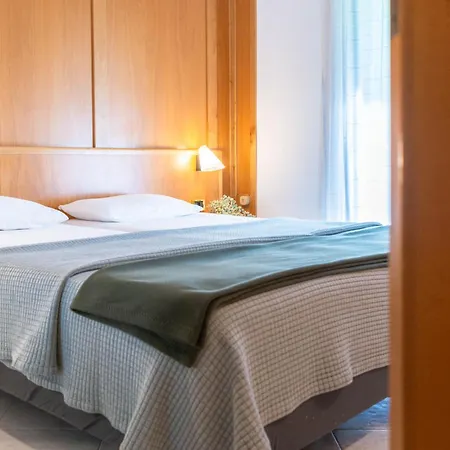 Comano Vacanze Appartamenti Comano Terme Exterior photo